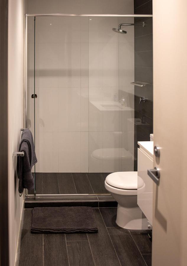 מלבורן Modern Quiet 1 & 2 Bed Apt Opposite Albert Park מראה חיצוני תמונה