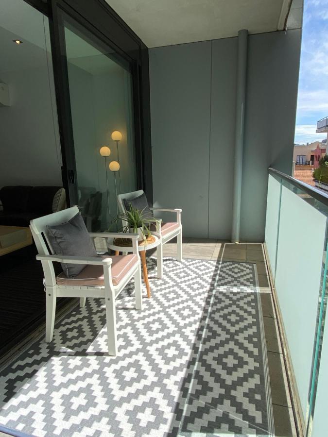 מלבורן Modern Quiet 1 & 2 Bed Apt Opposite Albert Park מראה חיצוני תמונה