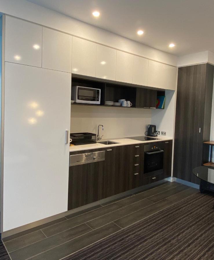 מלבורן Modern Quiet 1 & 2 Bed Apt Opposite Albert Park מראה חיצוני תמונה