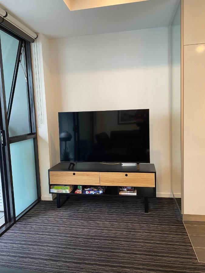 מלבורן Modern Quiet 1 & 2 Bed Apt Opposite Albert Park מראה חיצוני תמונה