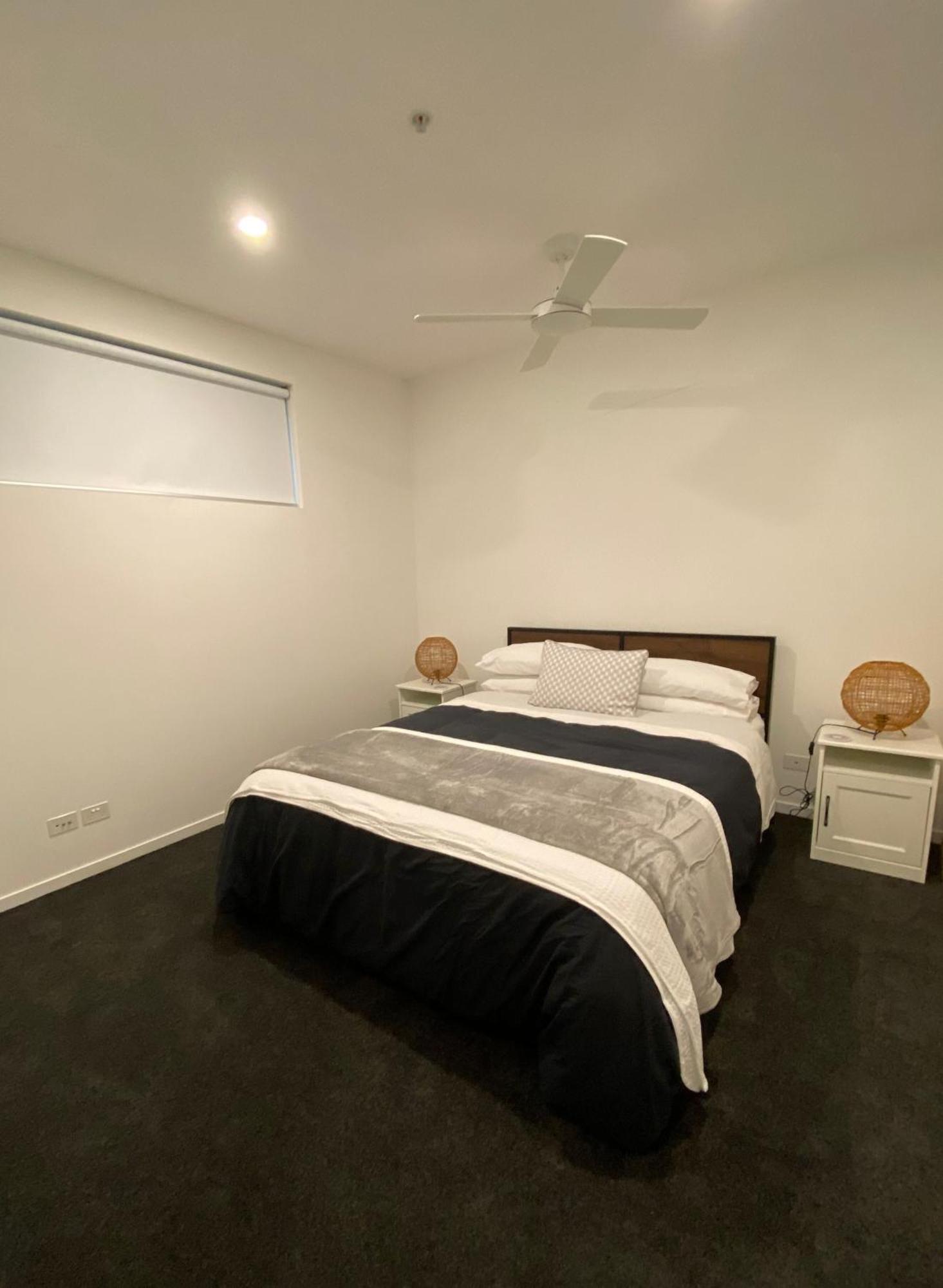 מלבורן Modern Quiet 1 & 2 Bed Apt Opposite Albert Park מראה חיצוני תמונה